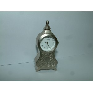 Reloj pequeño de sobremesa