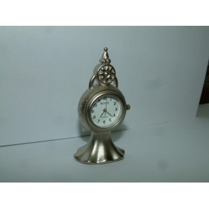 Reloj pequeño de sobremesa