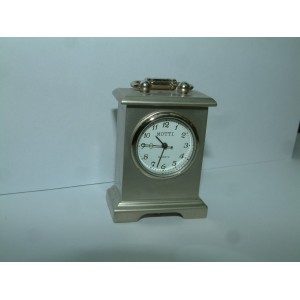 Reloj pequeño de sobremesa