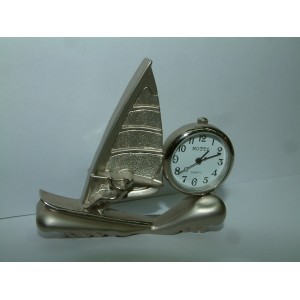 Reloj pequeño de sobremesa
