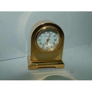 Reloj pequeño de sobremesa