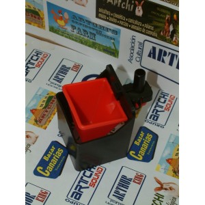 BEBEDERO AVES GRAVEDAD CON PROTECCION